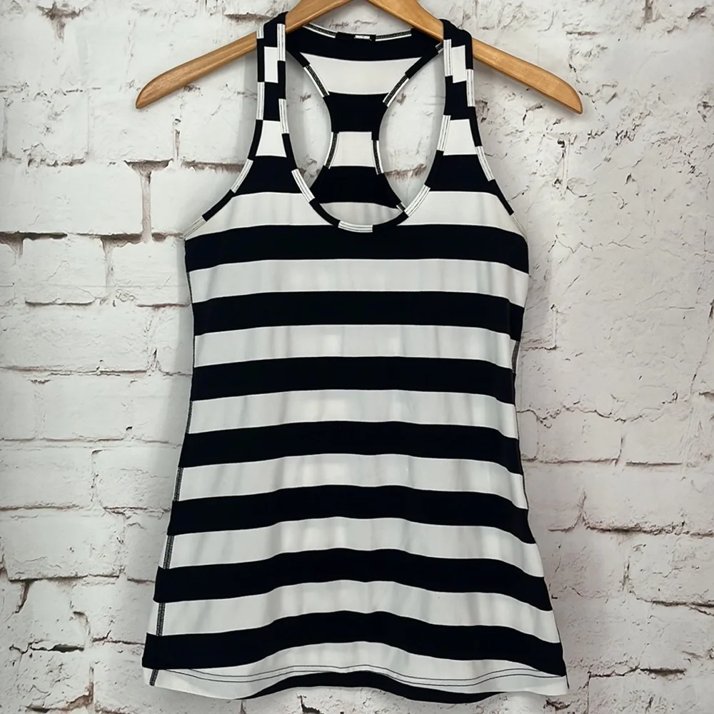 ✨BUNDLE OF 3✨ lululemon athletica “Cool Racerback” Tank, Size 8 - Picture 3 of 10